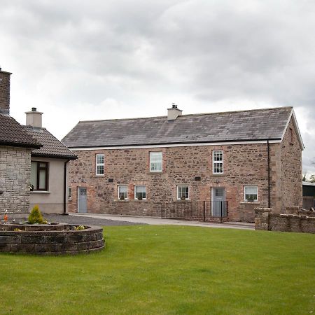 Cash Hill Farm Cottages Ballinamallard エクステリア 写真