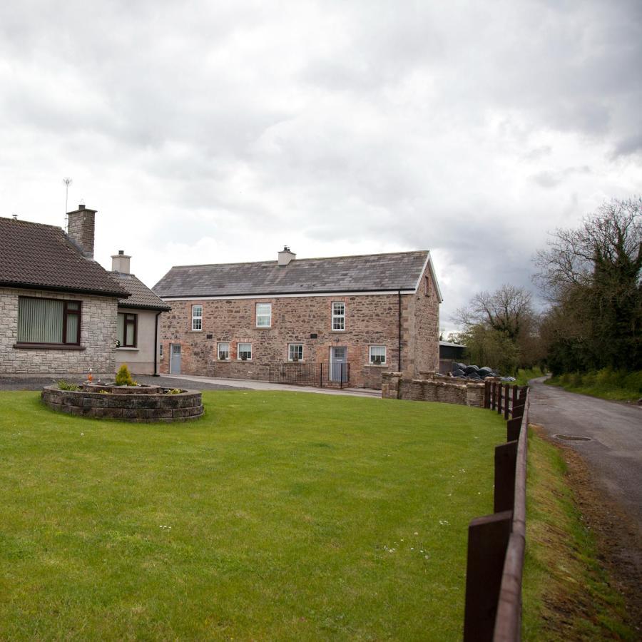 Cash Hill Farm Cottages Ballinamallard エクステリア 写真