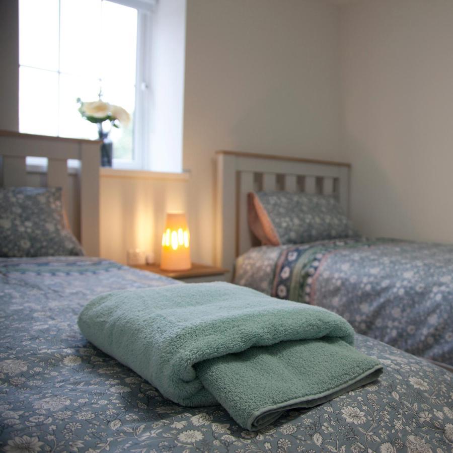 Cash Hill Farm Cottages Ballinamallard エクステリア 写真